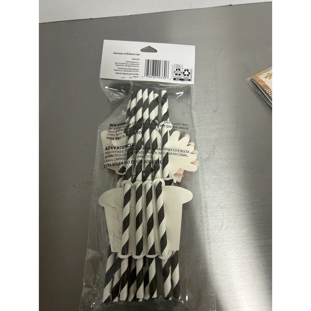 Thanksgiving Table Buffet Decorating Kit and Straws with Attachments